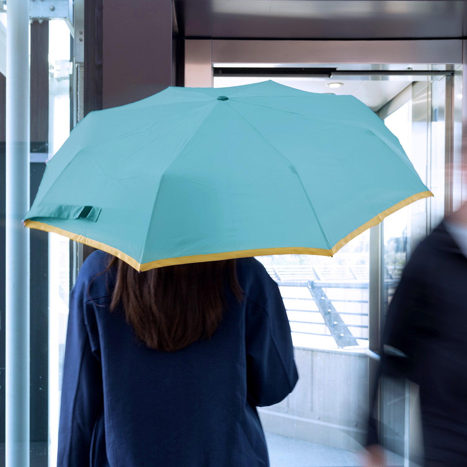 Ombrello Apri e Chiudi Tinta Unita con Bordo Colorato - Perletti