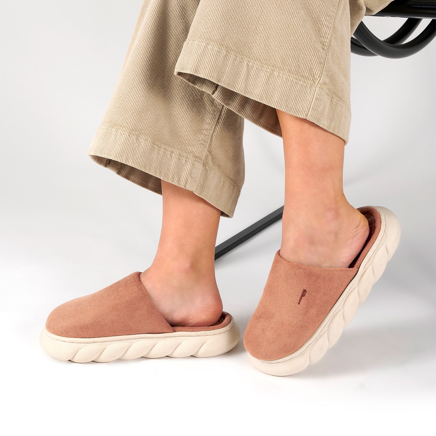 Pantofole Scamosciate con Suola Platform - Perletti