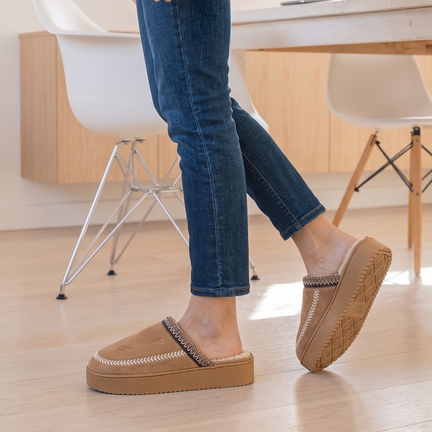 Pantofole Donna con Suola Platform Stile Etnico